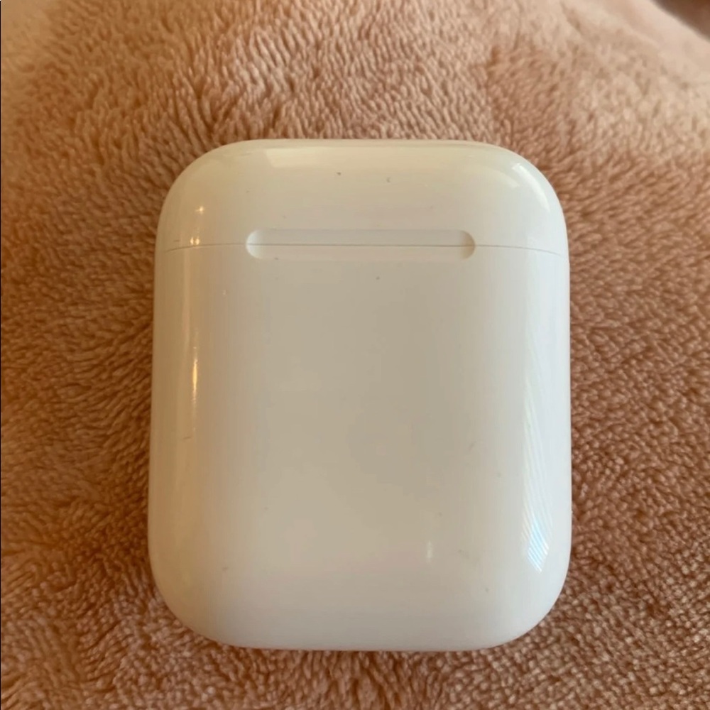 Apple AirPods 1st Generation